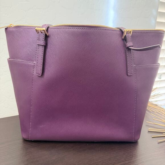 Michael Kors Jet Set Leather Tote Purple Saffiano Large Top Zip Handbag - Picture 2 of 7